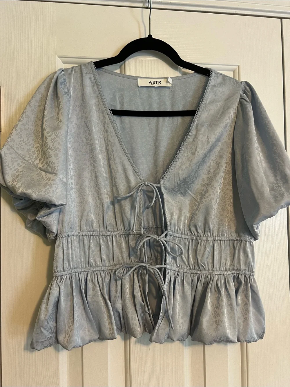 ASTR Pale Blue Tie-Front Puff Sleeve Peplum Blouse - Never Worn